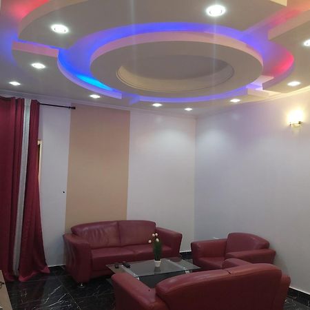 Hotel Appart B4U - Etoudi Yaoundé Exterior foto