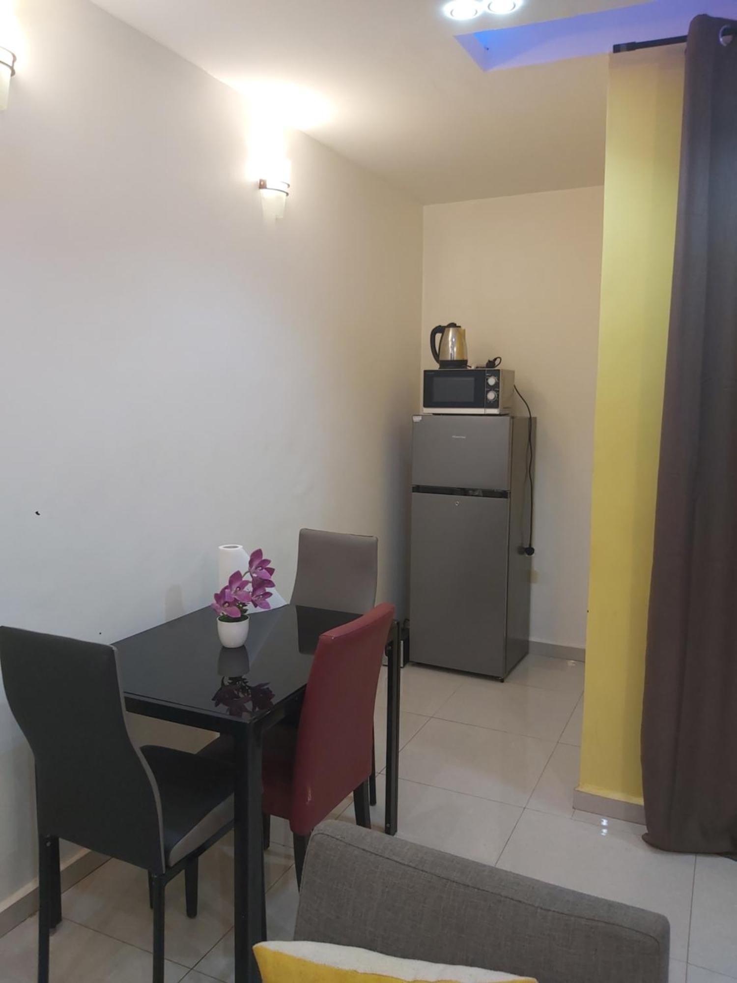 Hotel Appart B4U - Etoudi Yaoundé Exterior foto