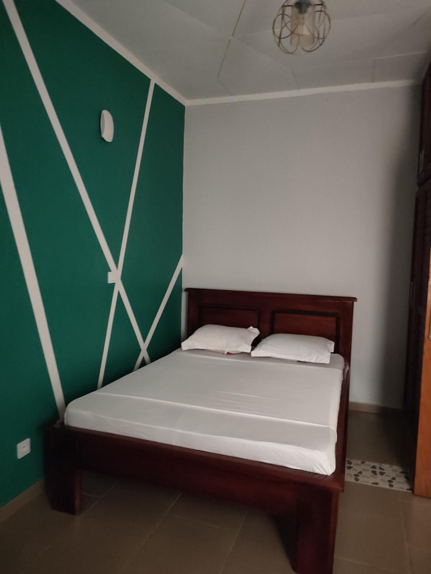 Hotel Appart B4U - Etoudi Yaoundé Exterior foto
